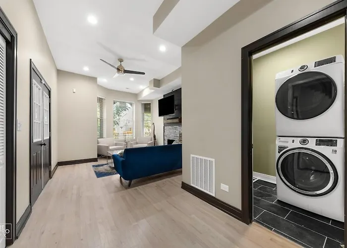 Romantic 3 Bed Home In The Heart Of The Park Chicago