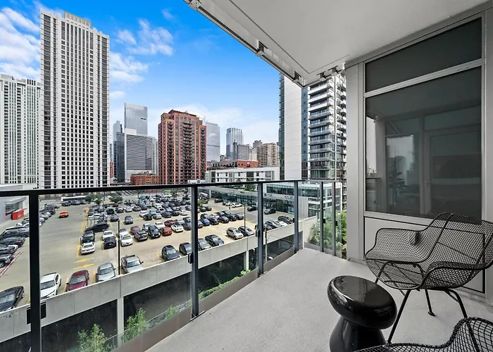 Level Chicago - Fulton Market