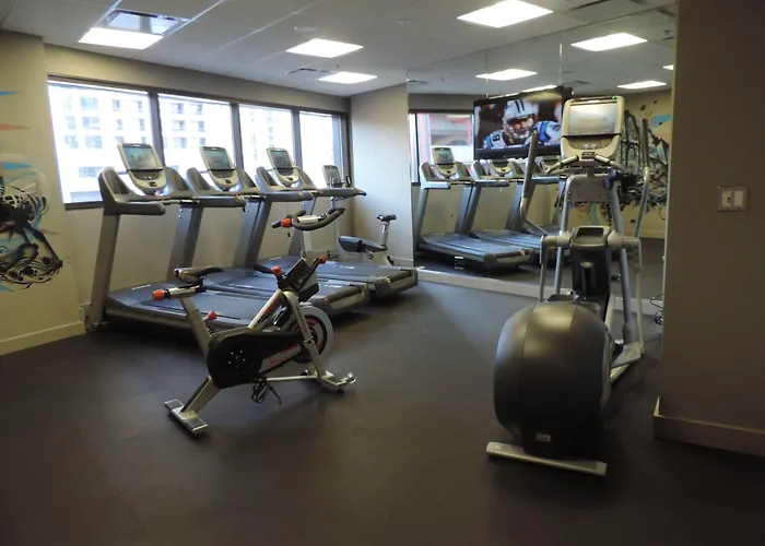 Thompson Chicago, By Hyatt Hotel