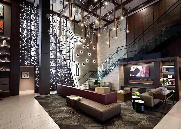 Hampton Inn & Suites Chicago-Downtown