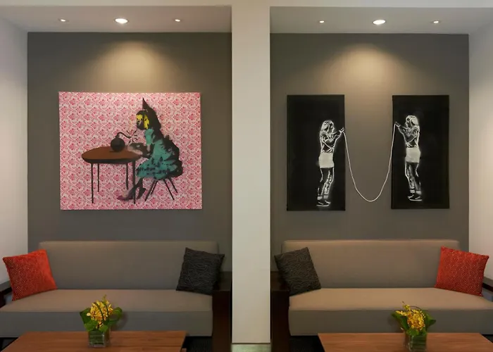 Kinzie Hotel Chicago