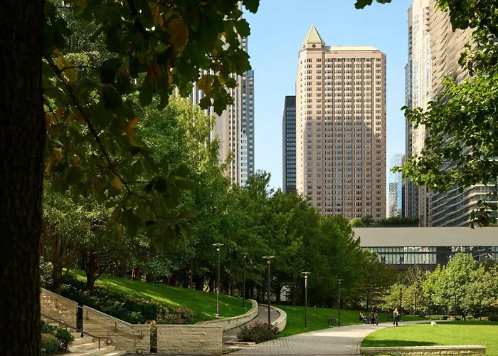 Fairmont Chicago Millennium Park Hotel