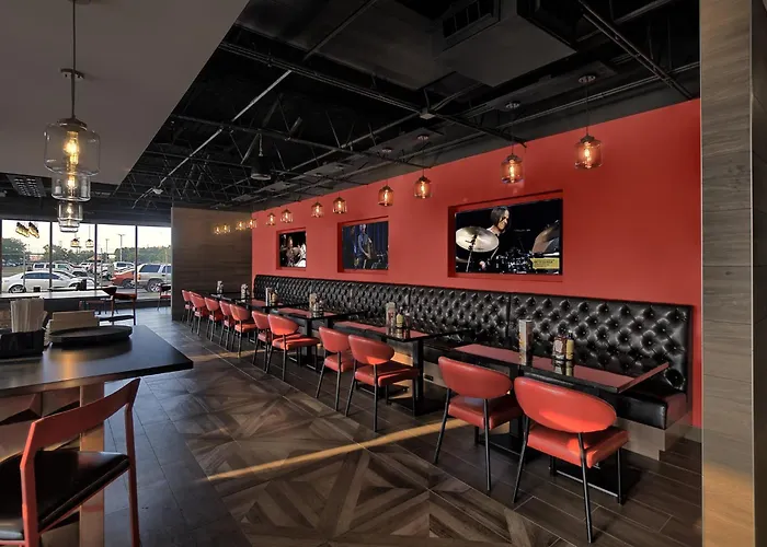 Holiday Inn Chicago Midway Airport S By Ihg