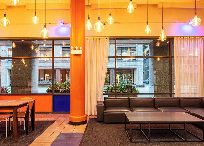 Hi Chicago Hostel